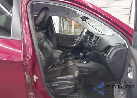 2019 Jeep Cherokee Trailhawk 4X4 из США, поврежденный, VIN 1C4PJMBX5KD361670